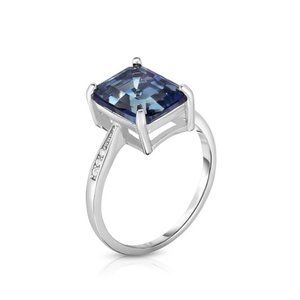 Tanzanite & Cubic Zirconia Solitaire Ring